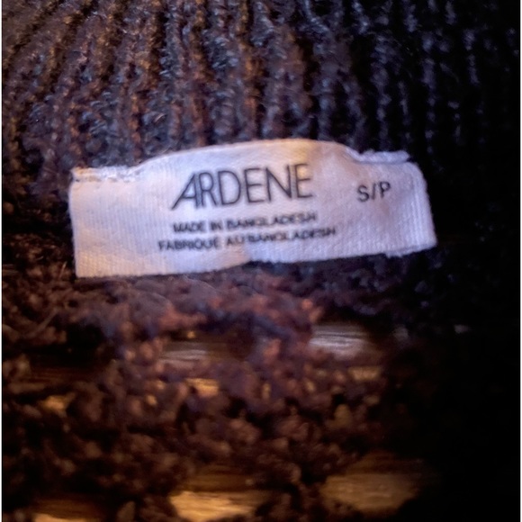 Ardene black cut-out cropped sweater, size s - Picture 2 of 3